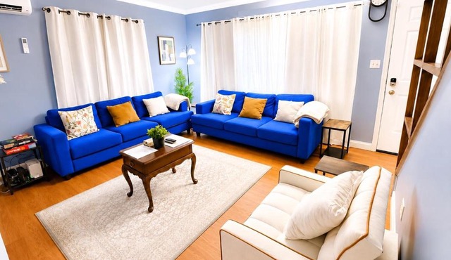 The Charming Cozy 4BR, 2BA Getaway in Glen Burnie, Sleeps 9
