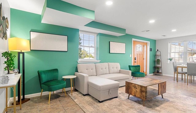 The Emerald | Grandeur Meets Old Town
