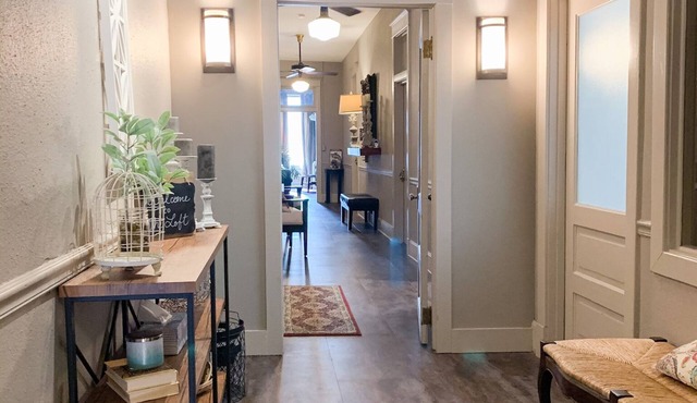 The Loft on the Square Guest Suites