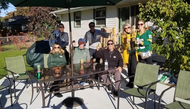 THE TUNDRA HOUSE IS OPEN! ND vs, WISCONSIN & PACKER SEASON! 1 BLOCK FROM LAMBEAU