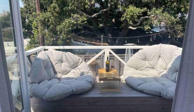 Walk downtown! Spa Tub+Bikes+Grill | CalPoly+Beach