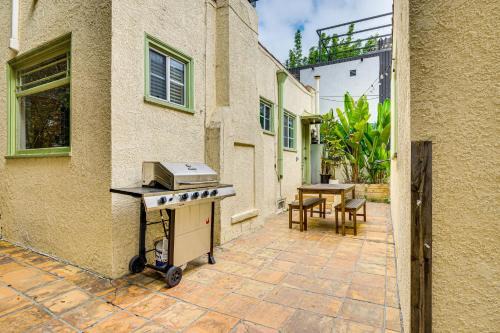Walk to Abbot Kinney: Tranquil Cottage in Venice!