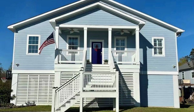 Walk to Beach!- 3BR/2BA- Golf cart to Downtown BSL