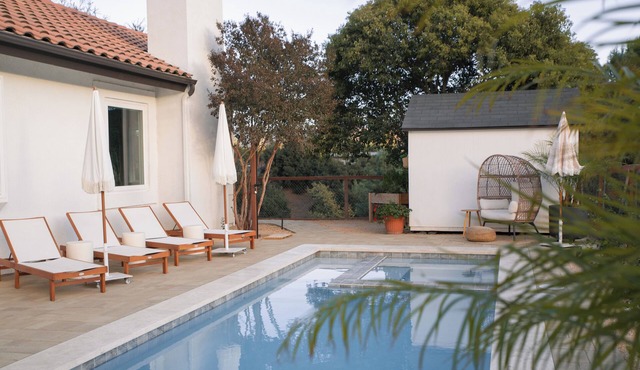 Walk to downtown! Relaxing oasis in Solvang with pool, spa, and fitness room.