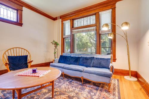 Walk to Selby Ave! Historic Cathedral Hill Unit