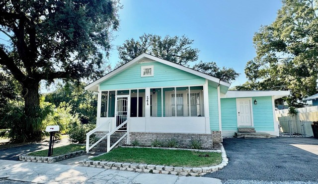Walk to the BEACH and CASINOS! Full RV Hookup - 5 Min to Ocean Springs