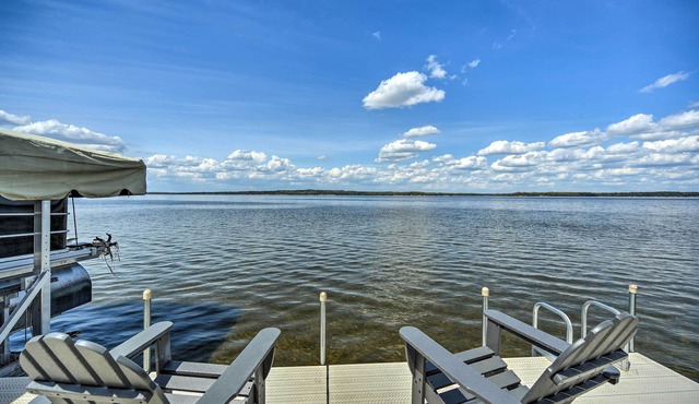 Waterfront Escape w/Fire Pit in Crosslake!