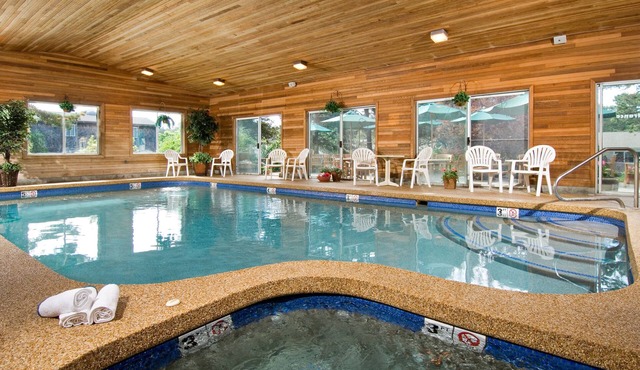 Wellfleet Lodge