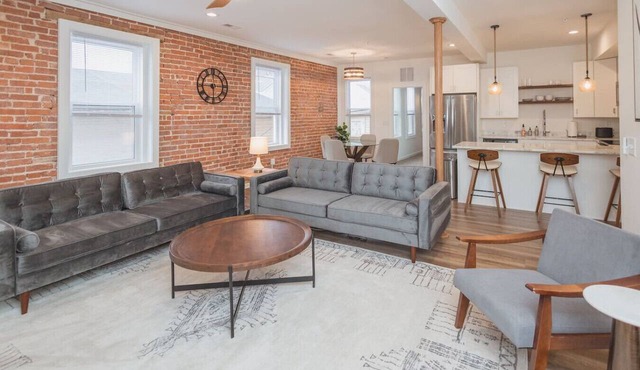 Windsor Castle- one bedroom apartment
