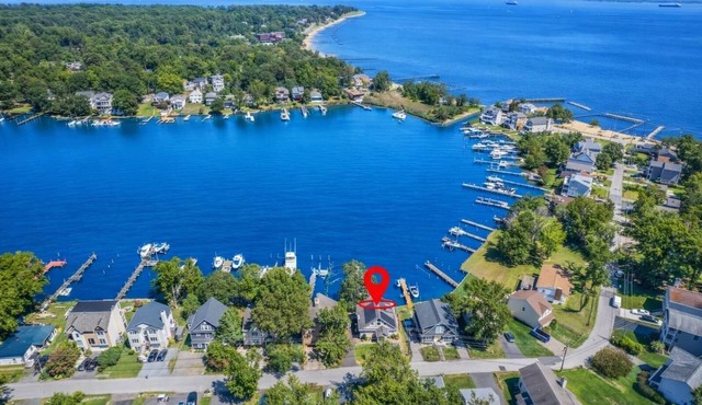 Winter Retreat Near Naval Academy+ Hot Tub!