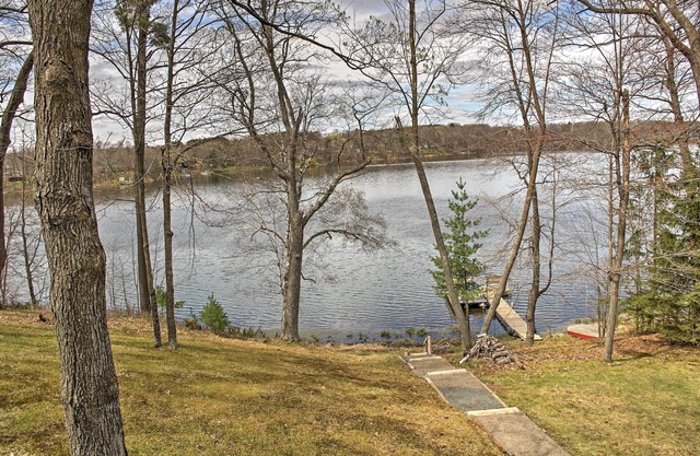 Cozy Balsam Deck Dock Kayaks 