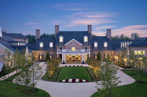 Salamander Resort 