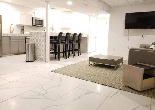 Seabrook Hotel | 209 m² Hotel ∙ 7 bedrooms ∙ 15 guests