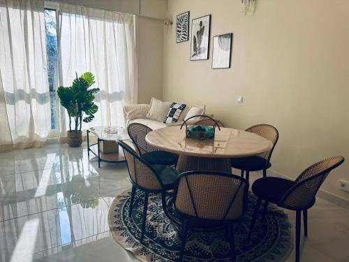 Champs-Elysees Apartment | 55 m² Apartment ∙ 2 bedrooms ∙ 7 guests