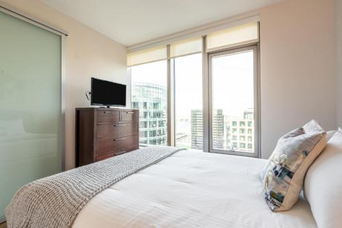 Seaport District Apartment | High End Apt Seaport