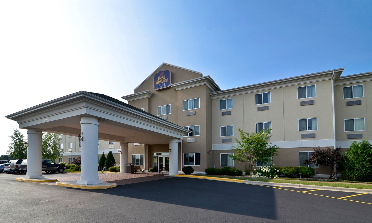 Sparta Hotel | Best Western Plus Sparta Trail Lodge