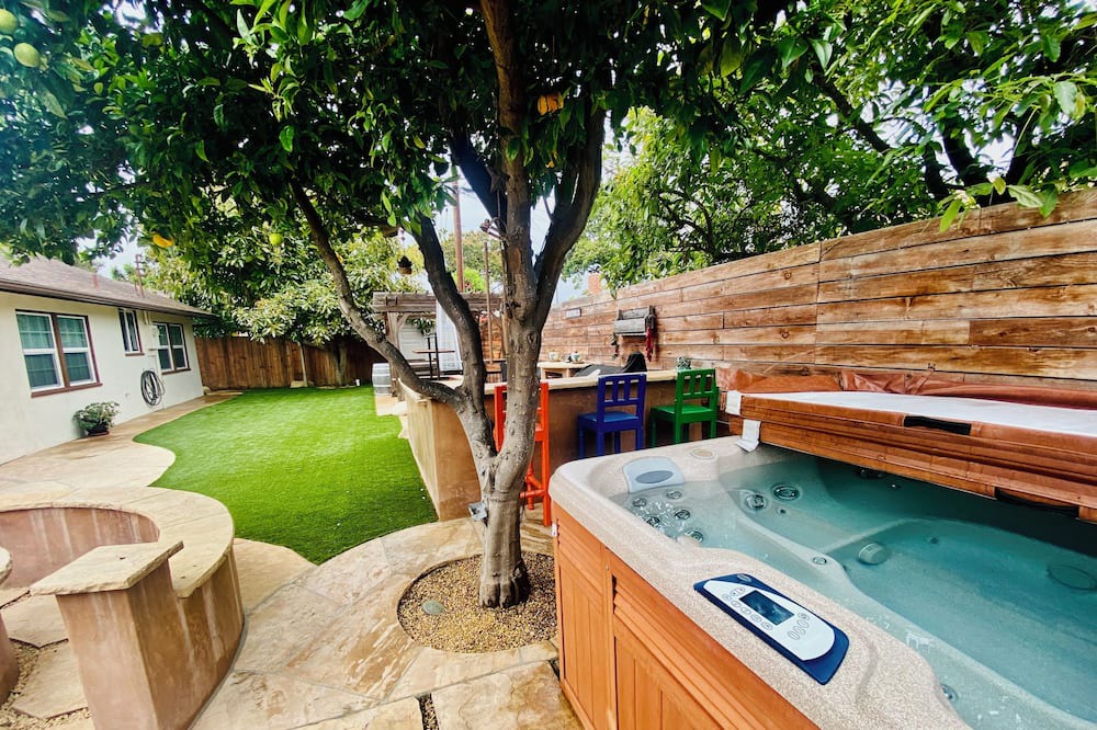 Ventura House | Cozy Casita invites you and your family or friends