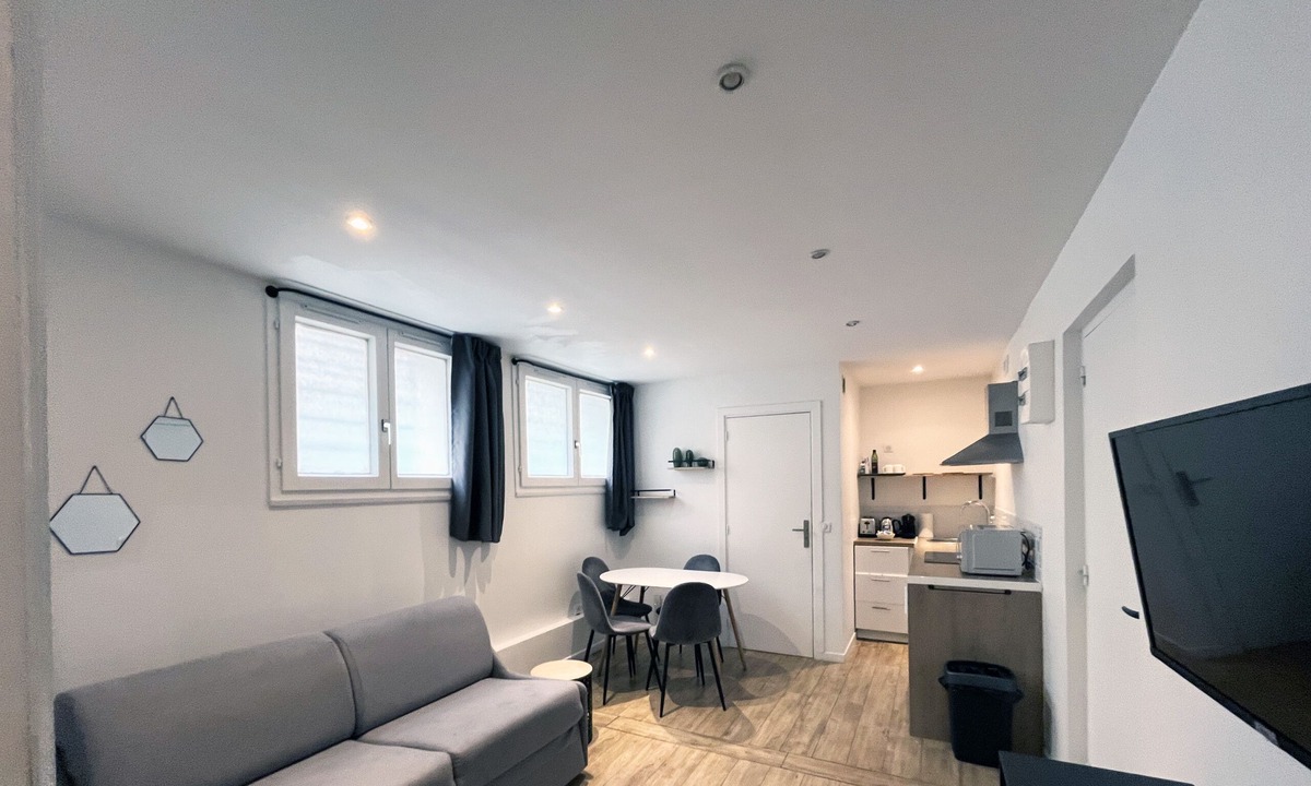 Amerique Apartment | Urban Flat 184 - Charming 1 BDR Flat in Paris