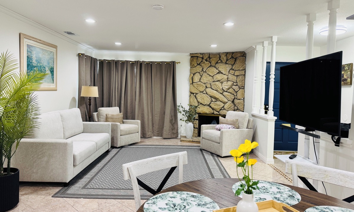 Westminster Apartment | Cozy fully furnished 1-bedroom studio in Westminster, Orange County