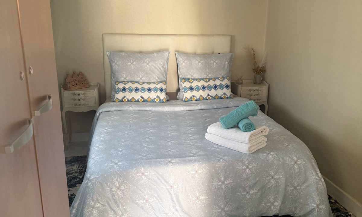 Chelles Apartment | Cosy and quiet outbuilding 15 minutes from Paris - Ideal for a relaxing break