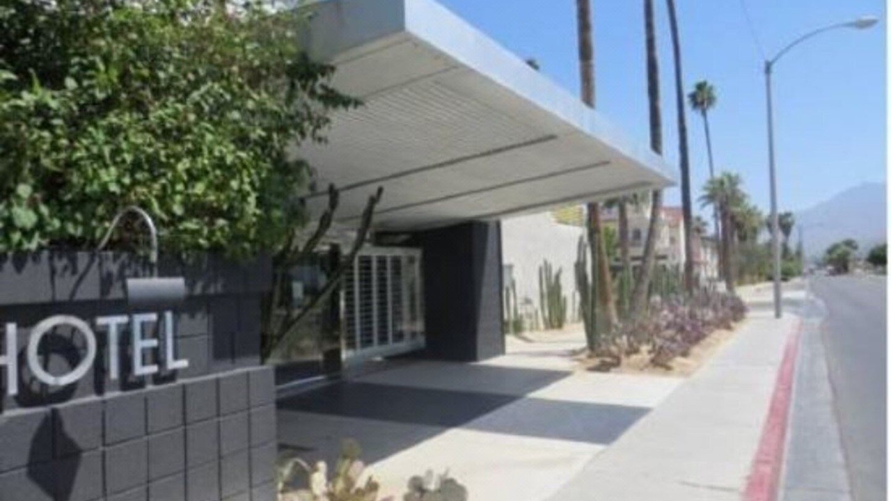 Photo of Buildings in The Movie Colony