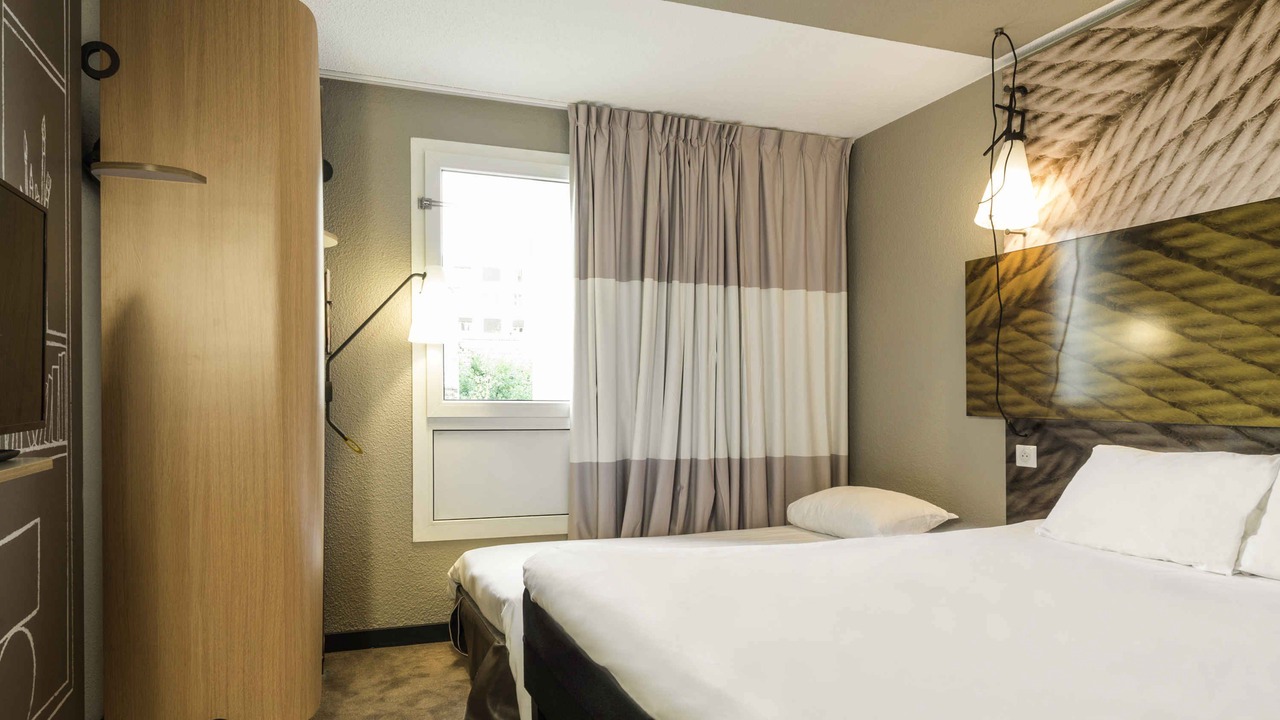 Photo of Bedroom in Vanves