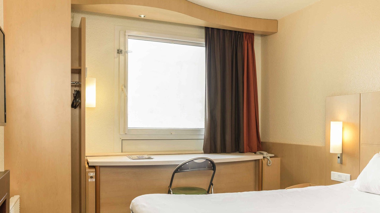 Photo of Bedroom in Vanves