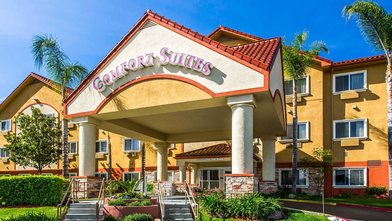 Photo of Buildings in Stevenson Ranch