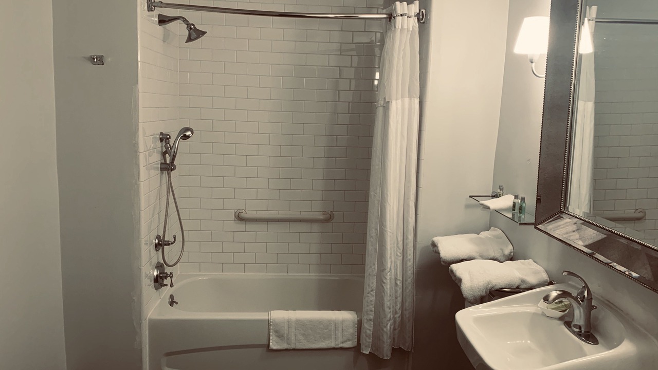 Photo of Bathroom in West Los Angeles