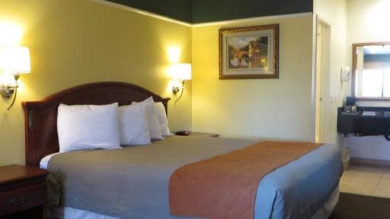 Photo of Bedroom in Buena Park