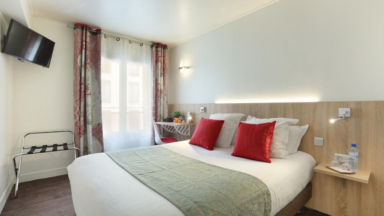 Photo of Bedroom in Grenelle