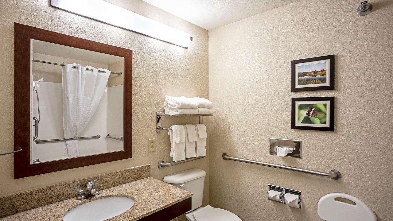 Photo of Bathroom in Independence