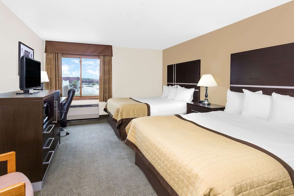 Photo of Bedroom in Ashwaubenon