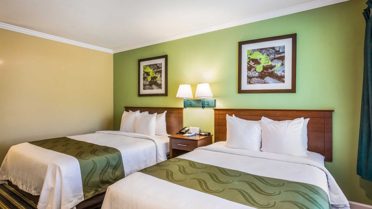 Photo of Bedroom in North State