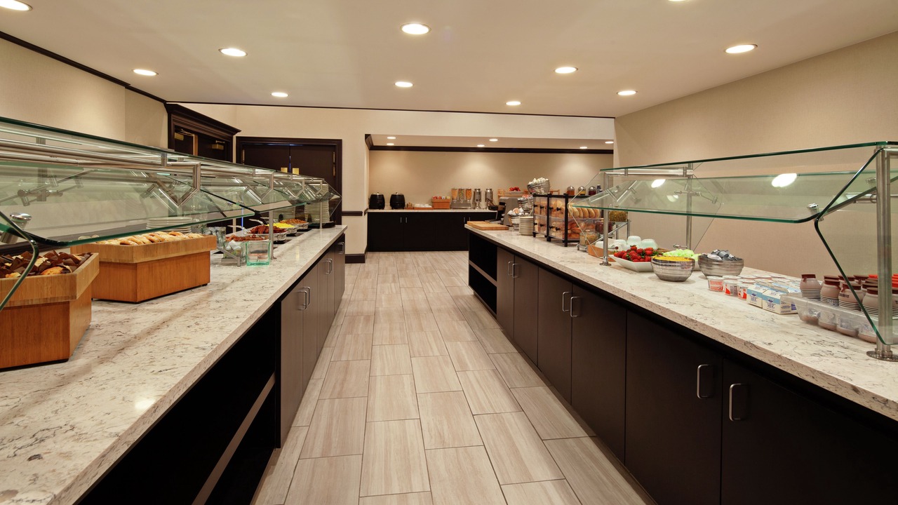 Photo of Kitchen in Kenner - Louis Armstrong International Airport