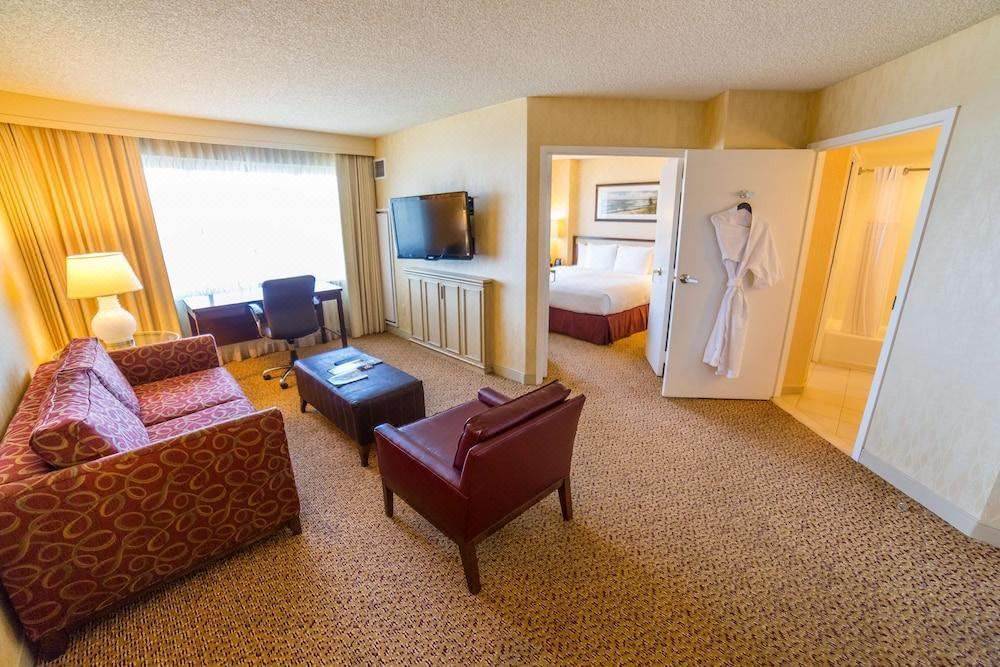 Photo of Livingroom in Downtown