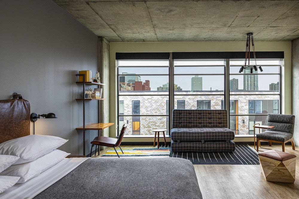 Photo of Livingroom in Downtown East