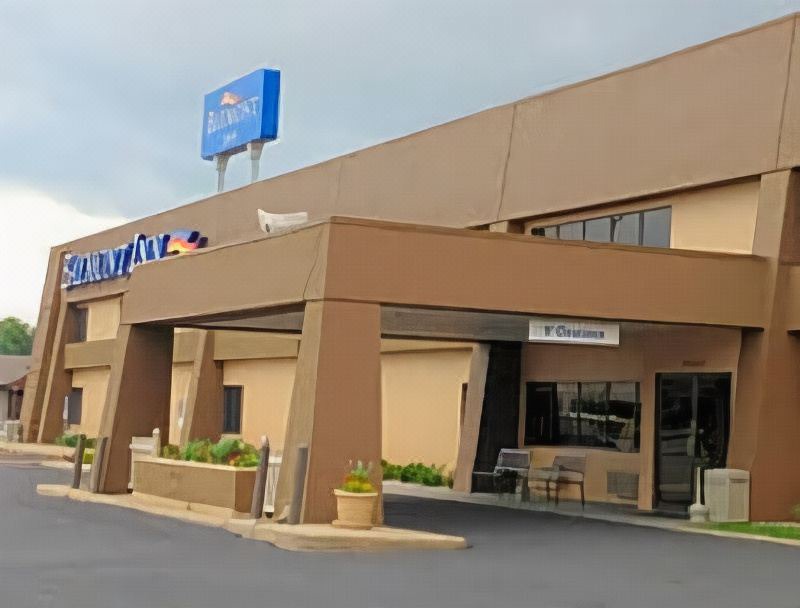 Photo of Buildings in Ashwaubenon