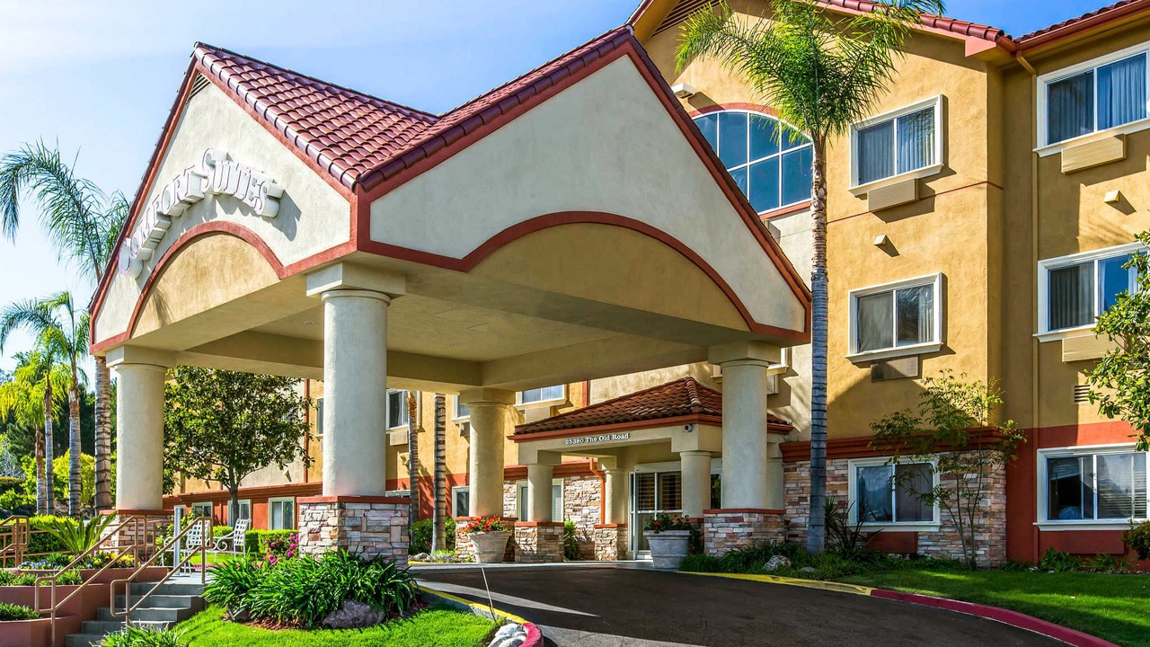 Photo of Buildings in Stevenson Ranch