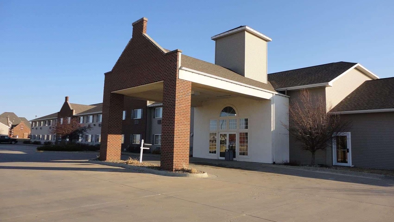 Photo of Buildings in Pella