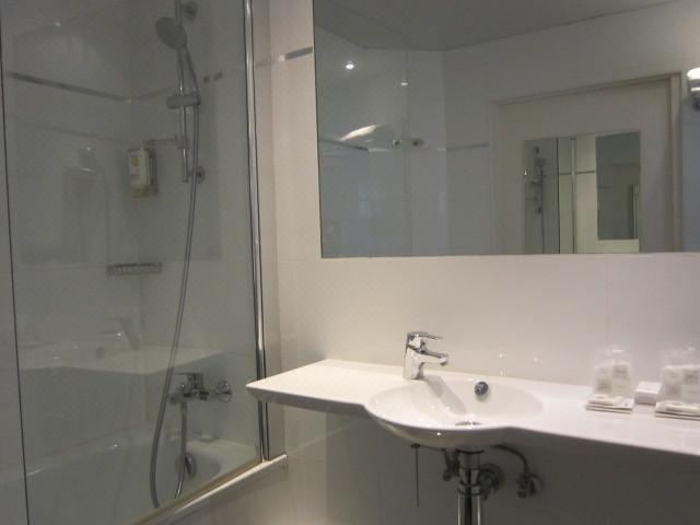 Photo of Bathroom in Grenelle