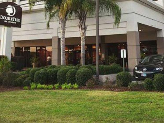 Photo of Buildings in Kenner - Louis Armstrong International Airport