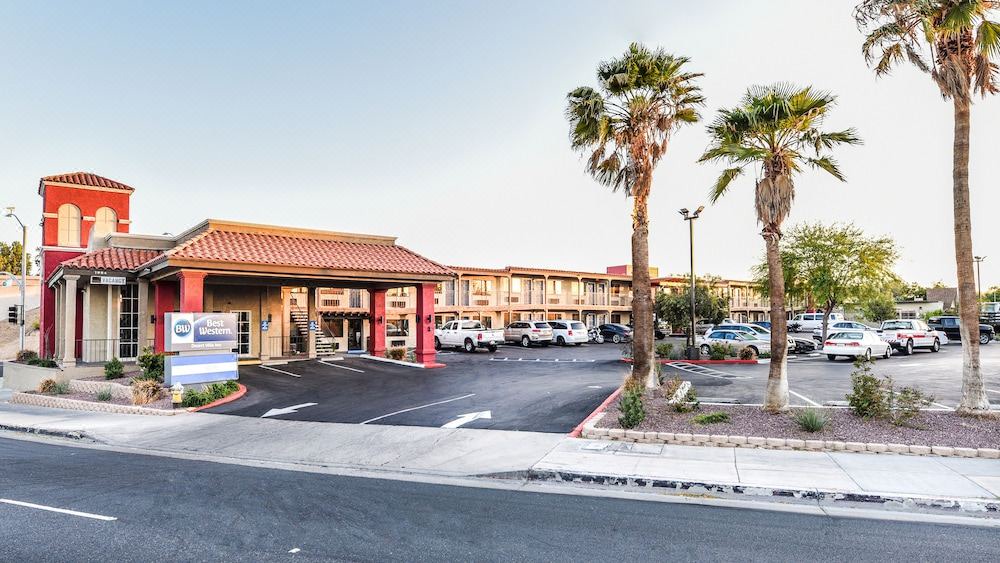 Photo of Buildings in Barstow