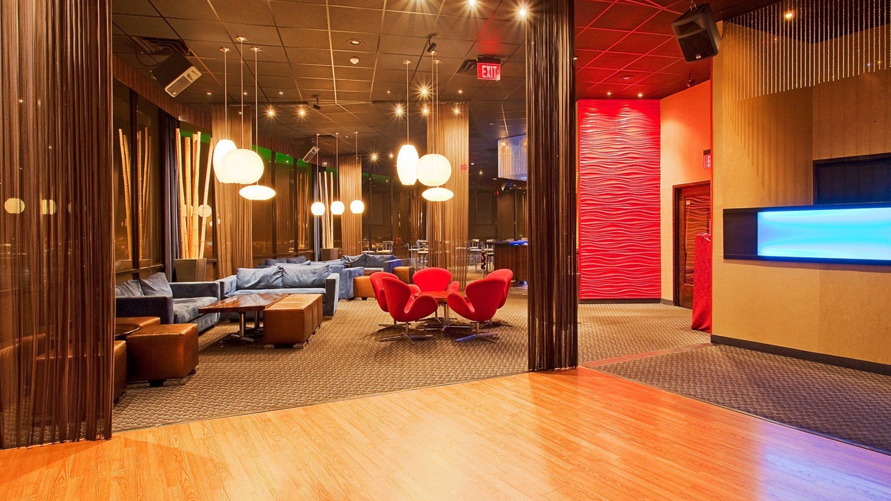 Photo of Livingroom in Central Business District