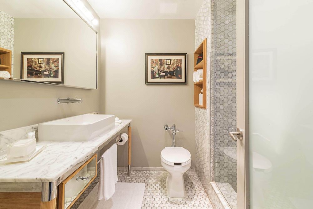 Photo of Bathroom in Hollywood
