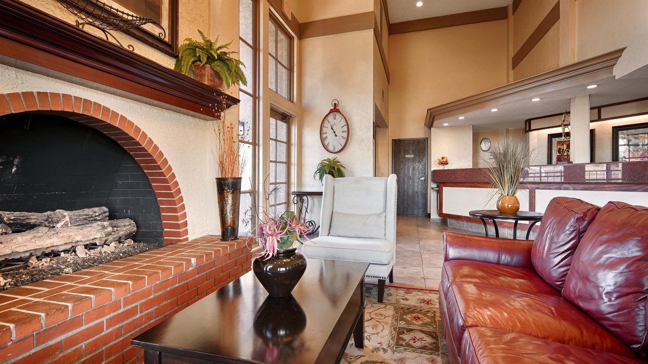 Photo of Livingroom in Barstow
