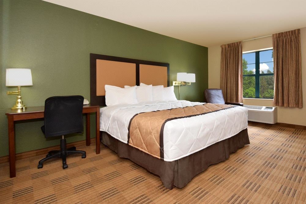 Photo of Bedroom in Santa Susana