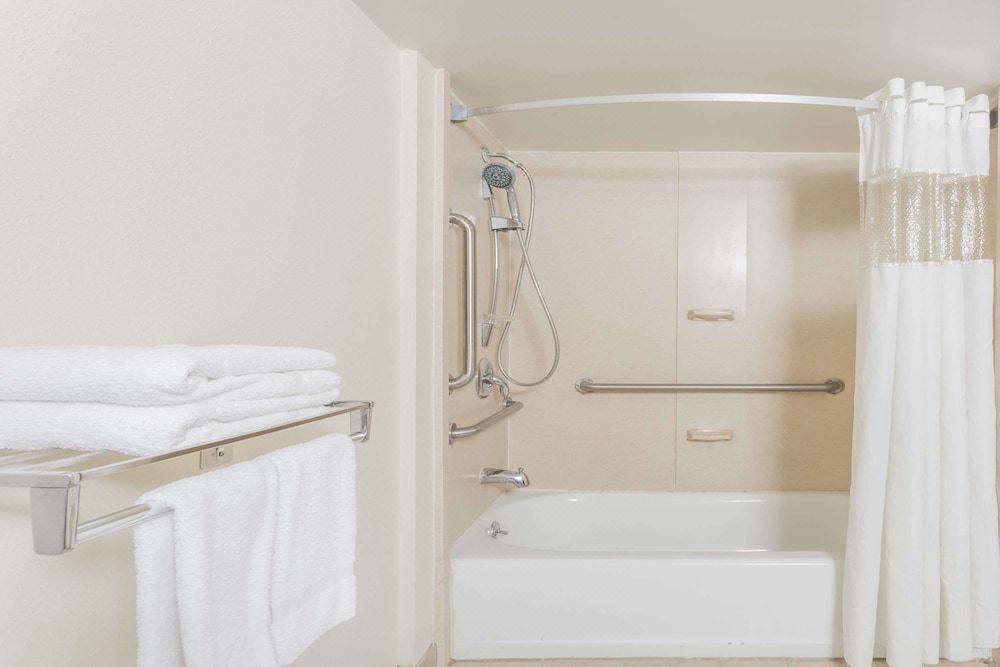 Photo of Bathroom in Camp Springs