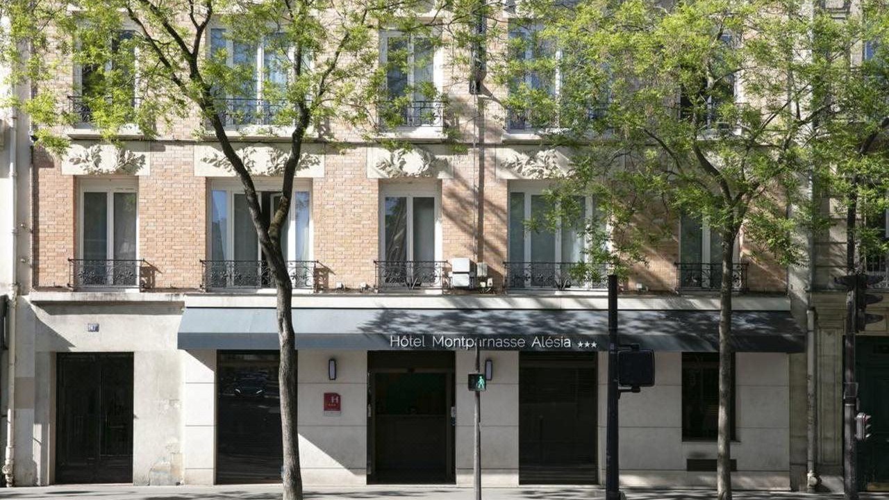 Photo of Buildings in Plaisance