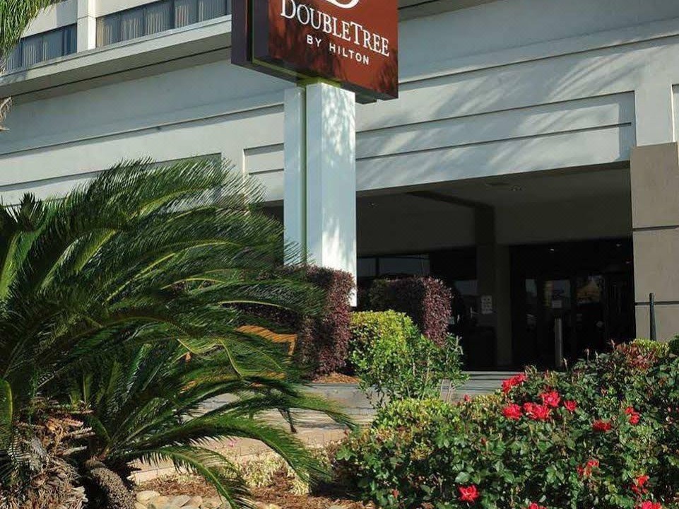 Photo of Buildings in Kenner - Louis Armstrong International Airport